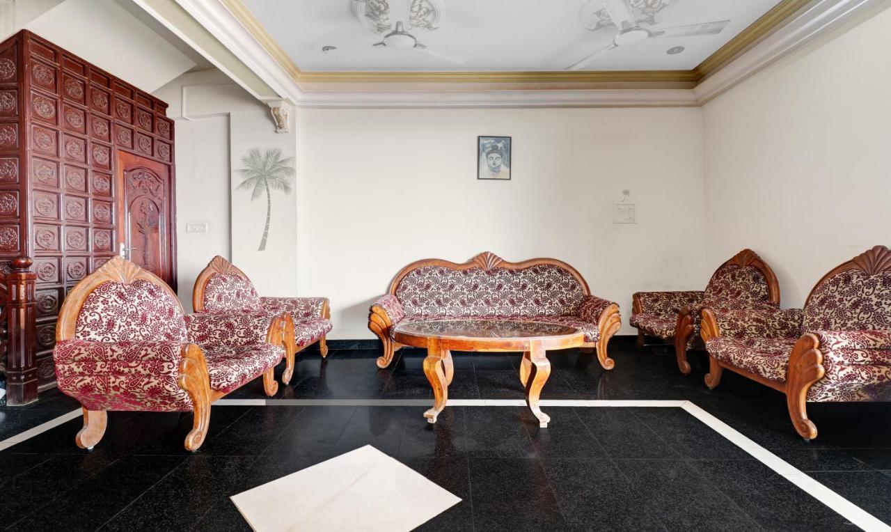 Itsy Hotels The Waters Edge Beach Resort Ковалам Екстериор снимка